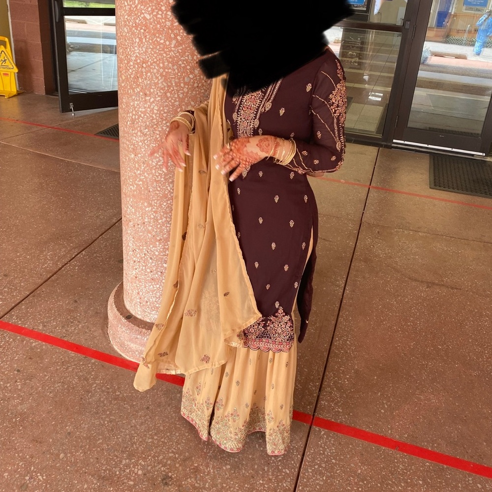 Cute Desi clothes DRESS Pakistani clothes WOMAN
